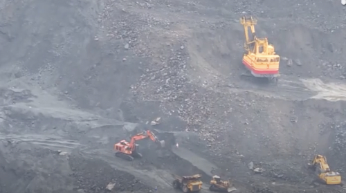 Nâng cao năng lực xúc bốc các mỏ lộ thiên